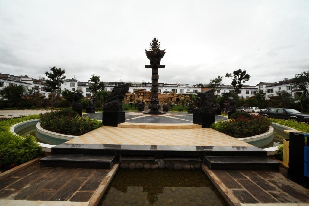 Xiongzhao Grand Hotel Weishan דאלי מראה חיצוני תמונה