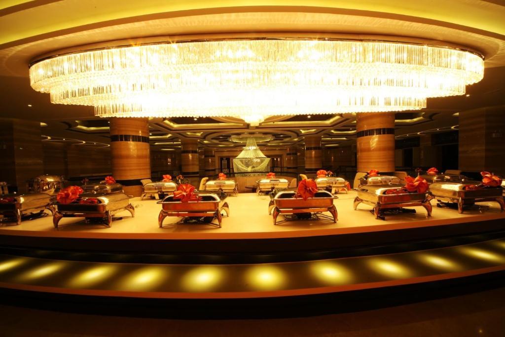 Xiongzhao Grand Hotel Weishan דאלי מראה חיצוני תמונה
